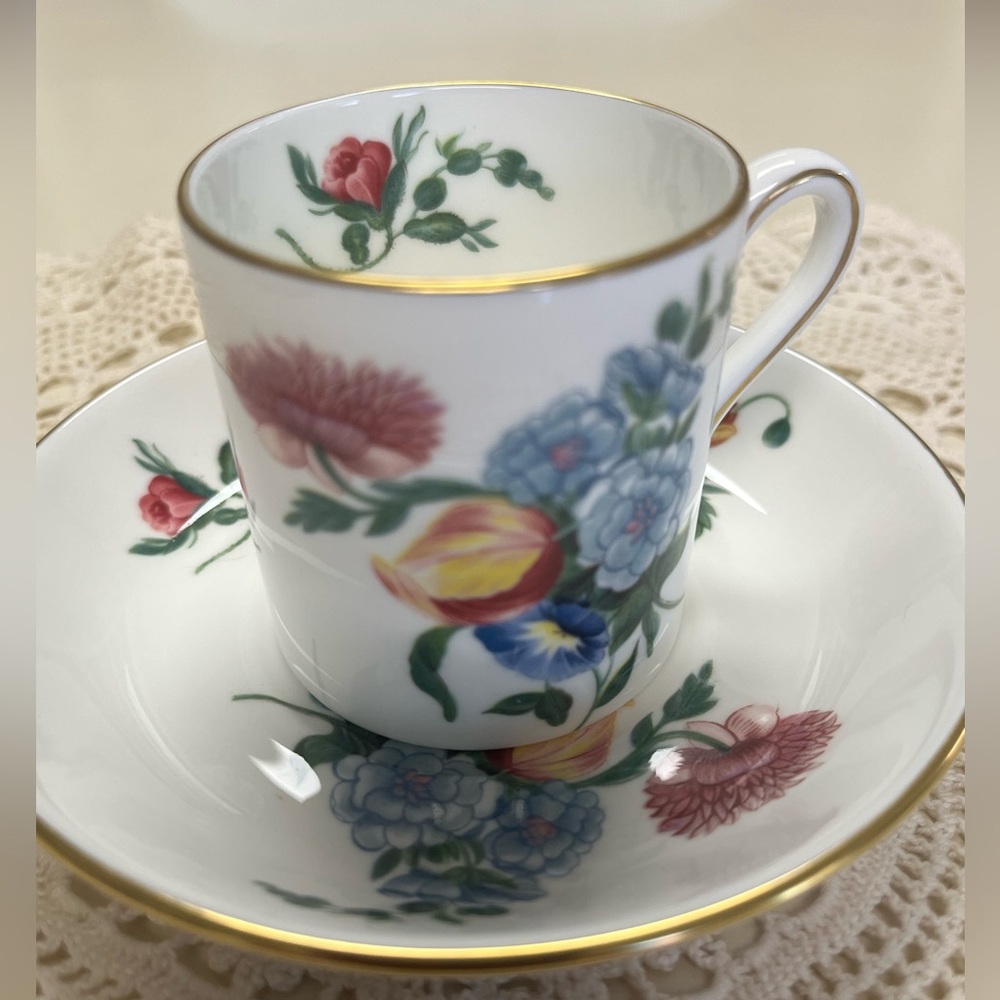 Wedgwood Colonial Sprays Demitasse Cup & Saucer, Williamsburg